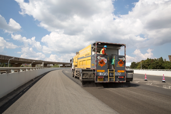 2021年昆明長水機場精細抗滑保護層